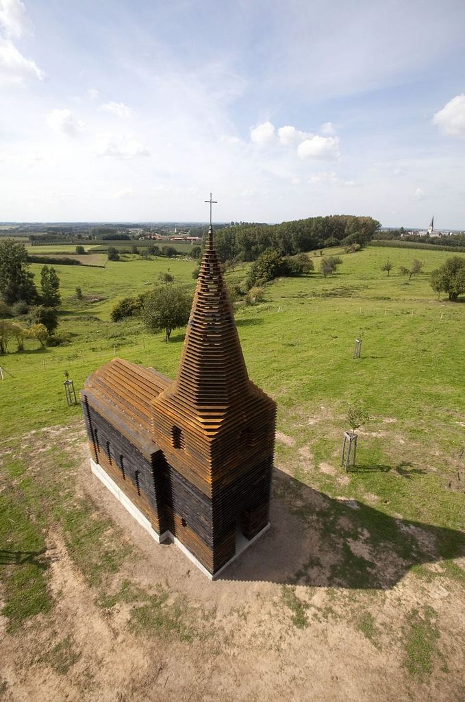 This See-Through Chapel in Belgium Doubles As An Optical Illusion 4 see through chapel belgium borgloon 3f