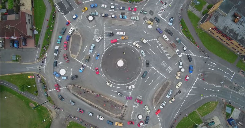 Americans Freak Out at the Sight of This Horror Roundabout in Swindon, UK 2 swindon roundabout aerial view 2