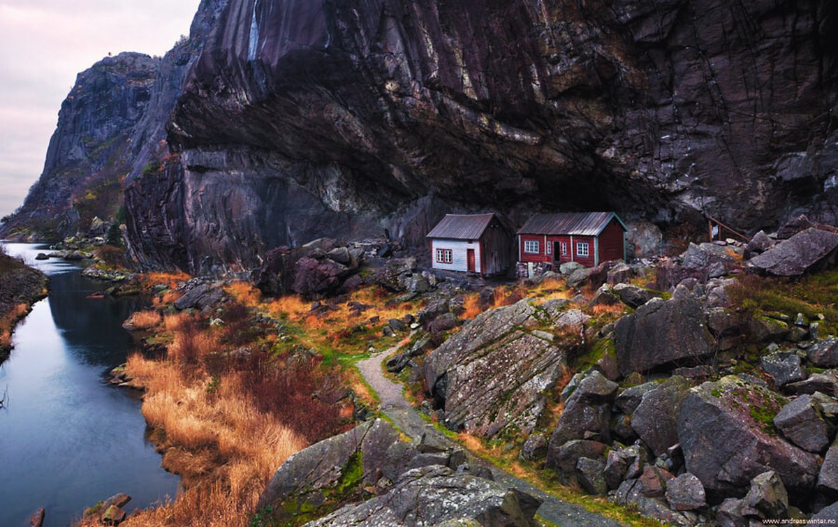 Living Under the Rock: This Farm Built in a Natural Rock Shelter in Norway Is Just Amazing 1 Helleren Farm, Jøssingfjord