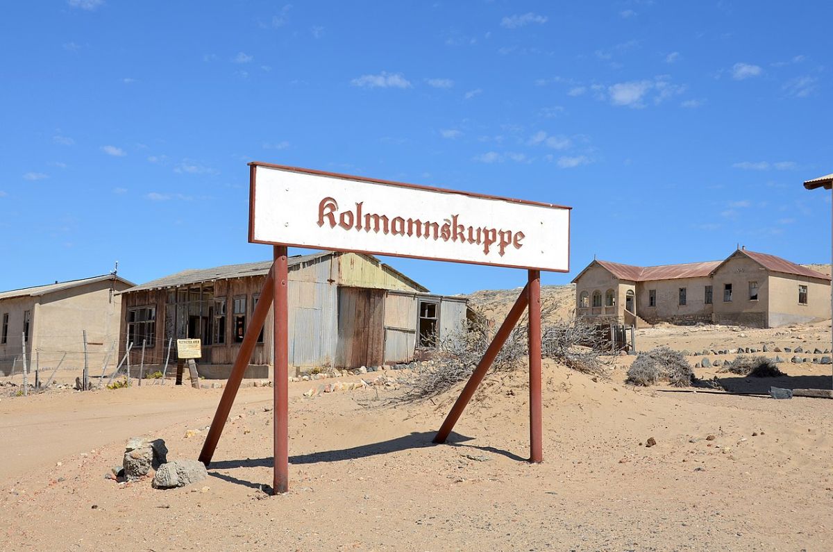 kolmanskop kolmannskuppe namibia ghost town diamond 9