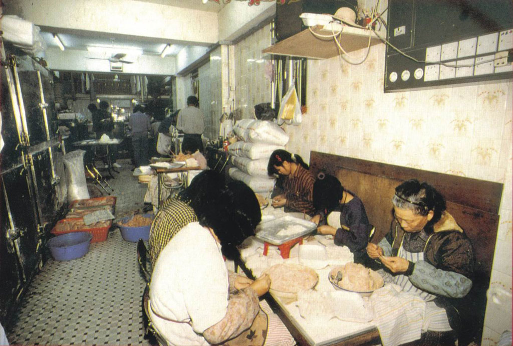kowloon walled city anarchy hong kong 9