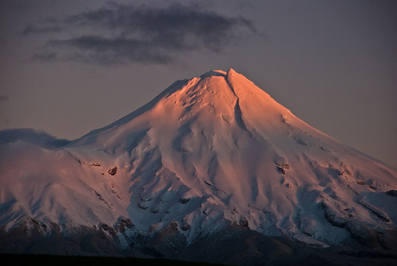 mount taranaki perfect circular shape 2