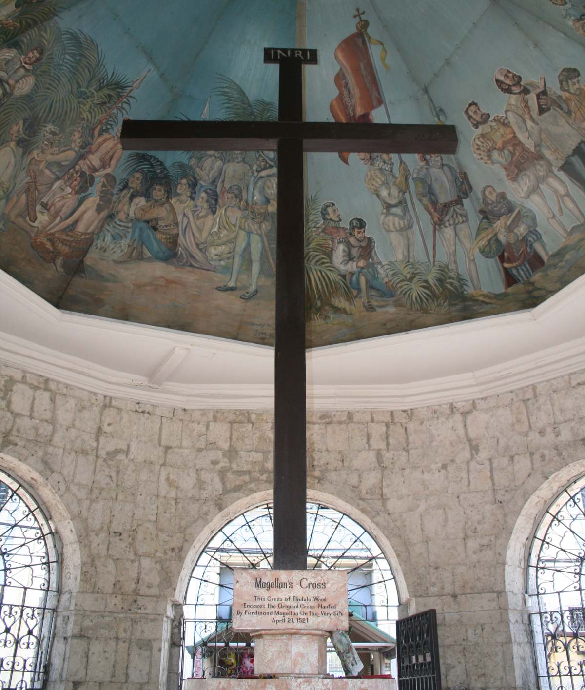 magellan first circumnavigation cross