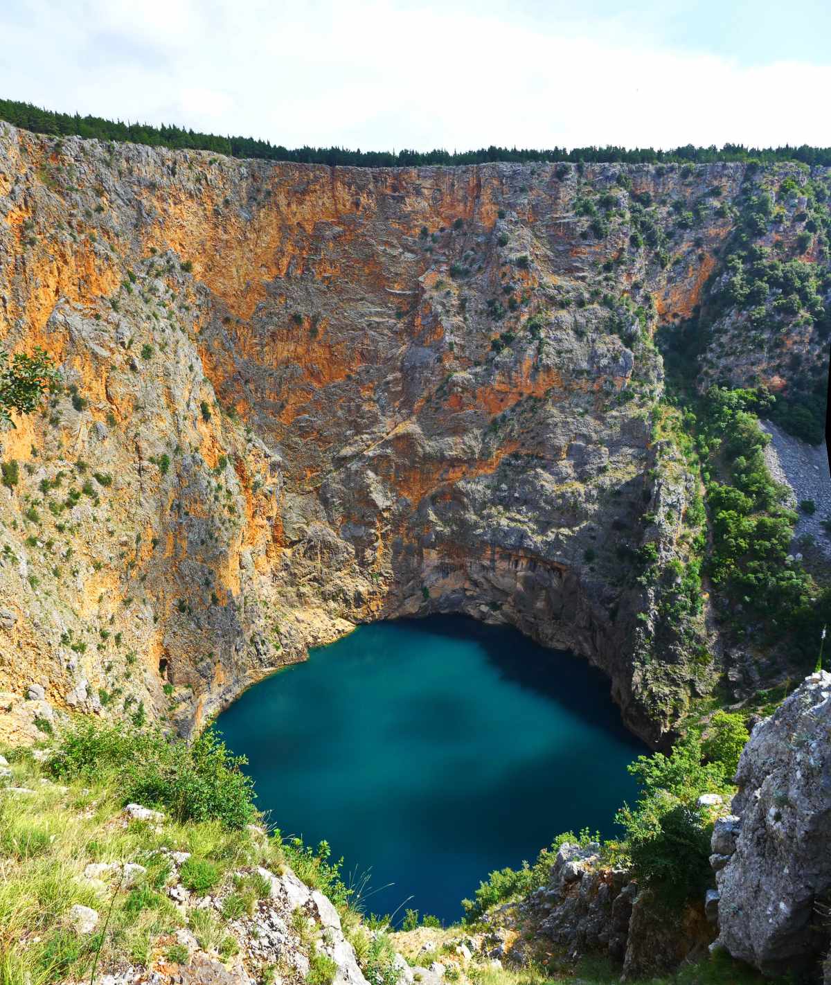 imotski crveno jezero red lake sinkhole b