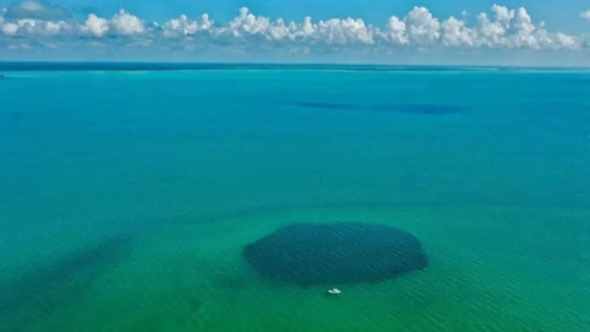 taam ja blue hole