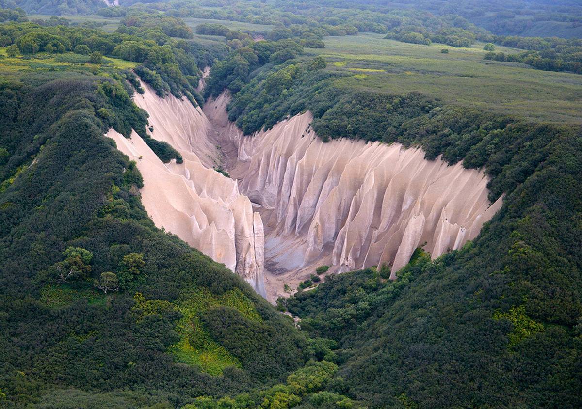 kutkhiny baty russia pumice formation 1