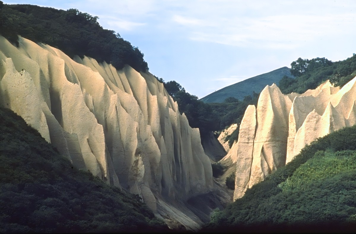 kutkhiny baty russia pumice formation 3